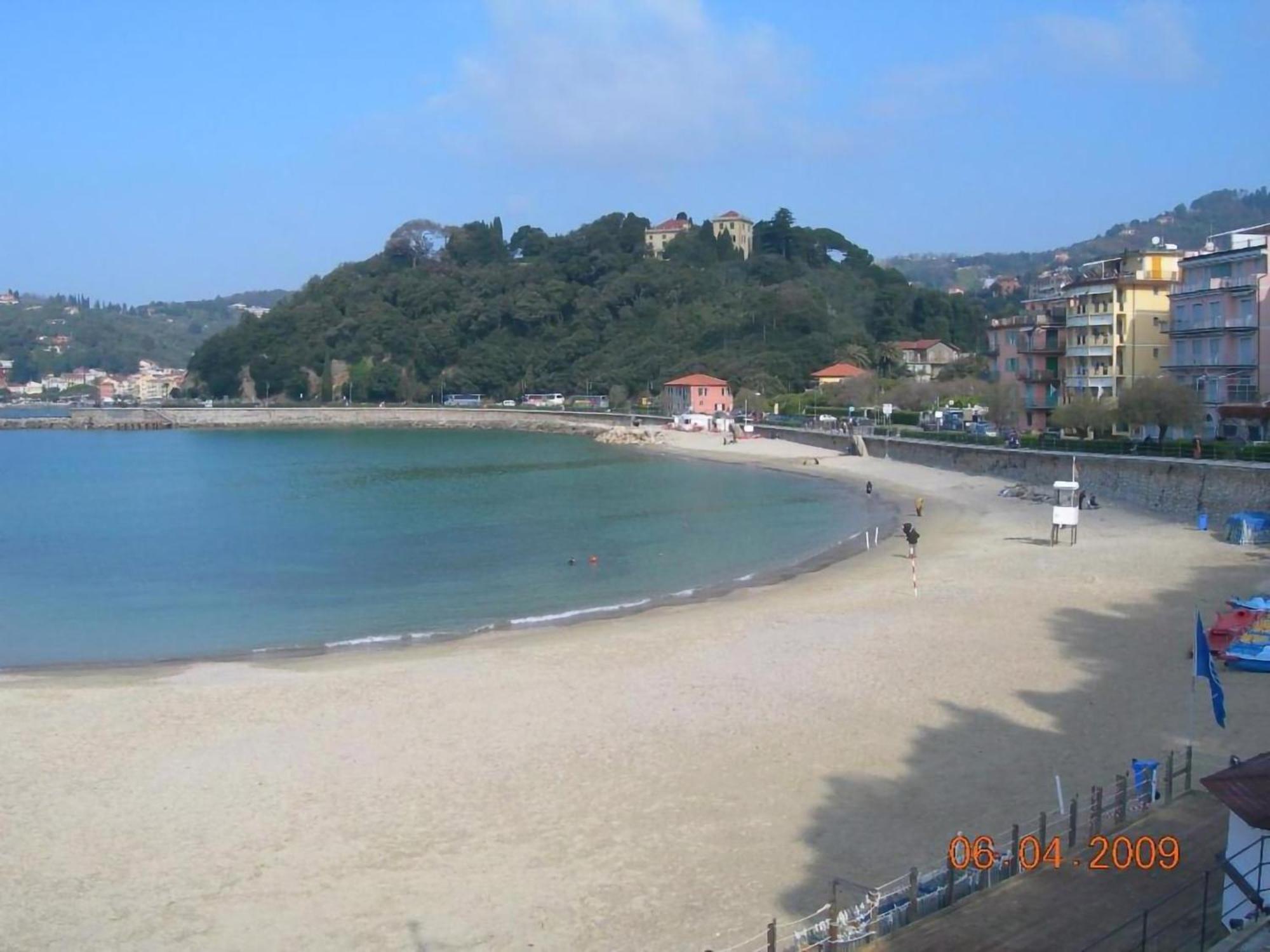 Affittacamere "In Piazzetta Da Vasco" Lerici Exteriör bild