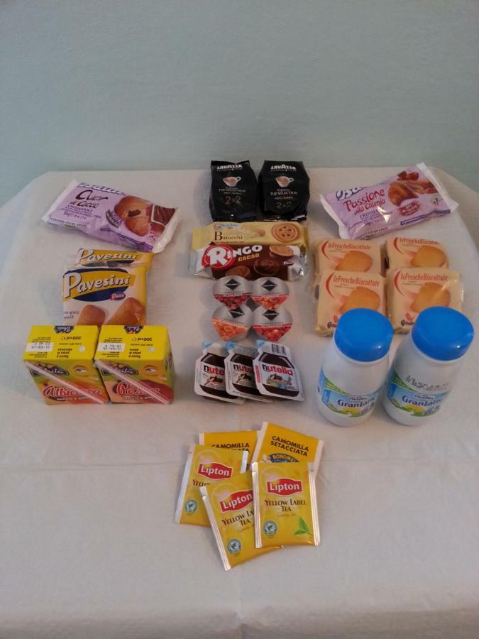 Affittacamere "In Piazzetta Da Vasco" Lerici Exteriör bild