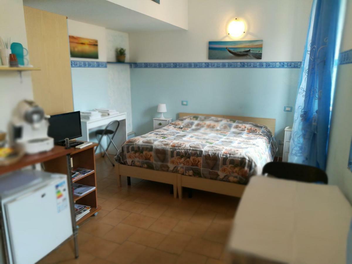 Affittacamere "In Piazzetta Da Vasco" Lerici Exteriör bild